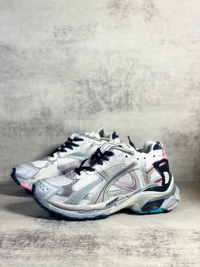 Balenciaga Runner Mesh Panelled Lace Up Sneakers Women's Gray