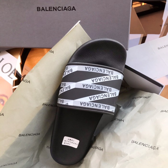 Balenciaga Slide Slippers Men's Black