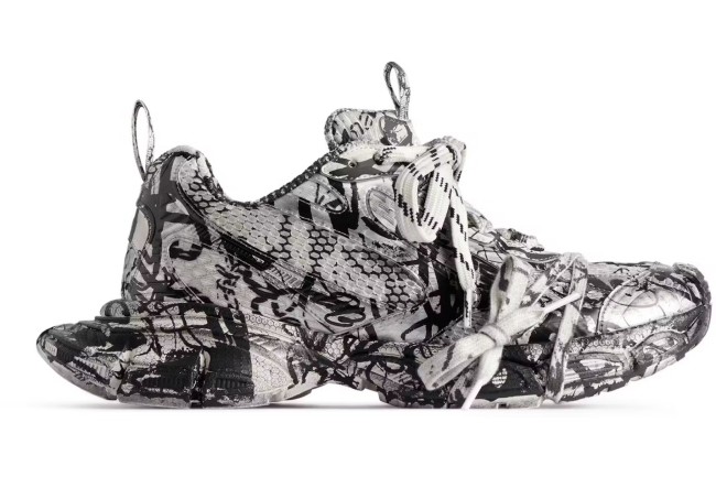 Balenciaga 3XL Extreme White Black Graffiti