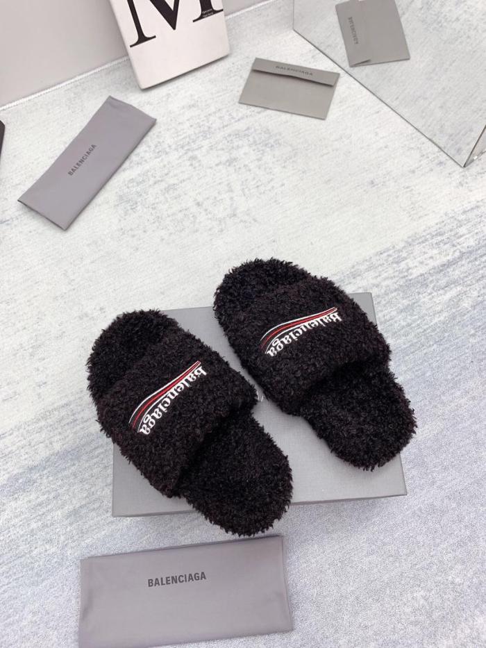 Balenciaga Furry Slide Black 654747W2DO11096