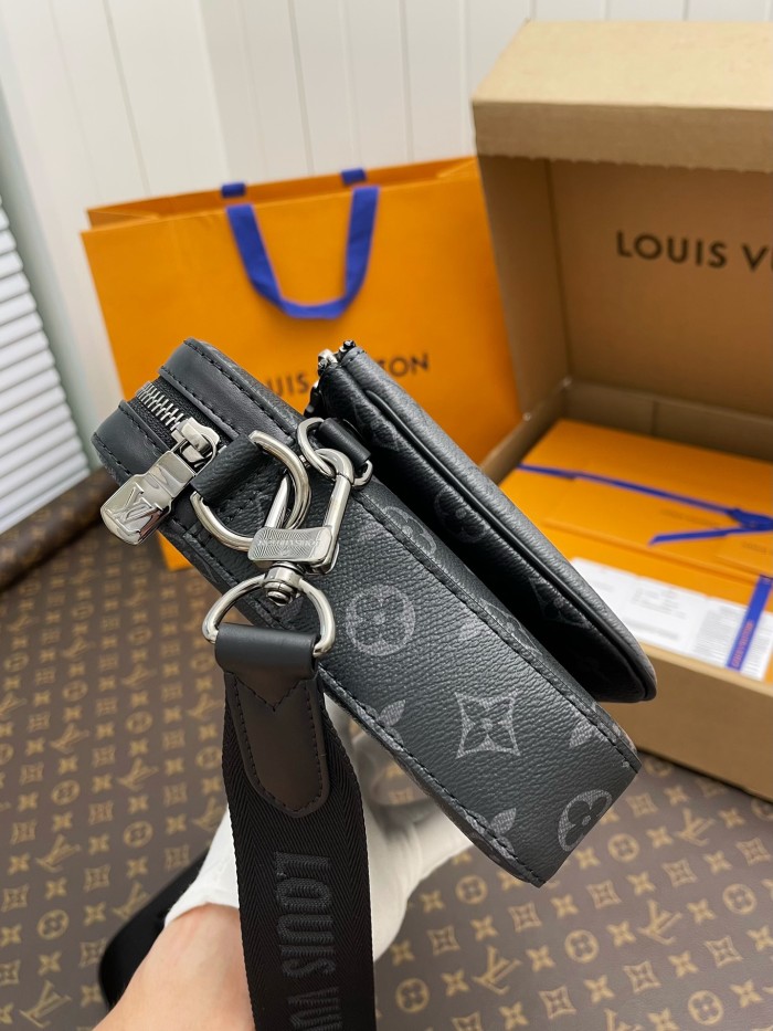 Louis Vuitton Trio Messenger Monogram Eclipse Reverse Gray M69443 size:25*7*18.5 cm