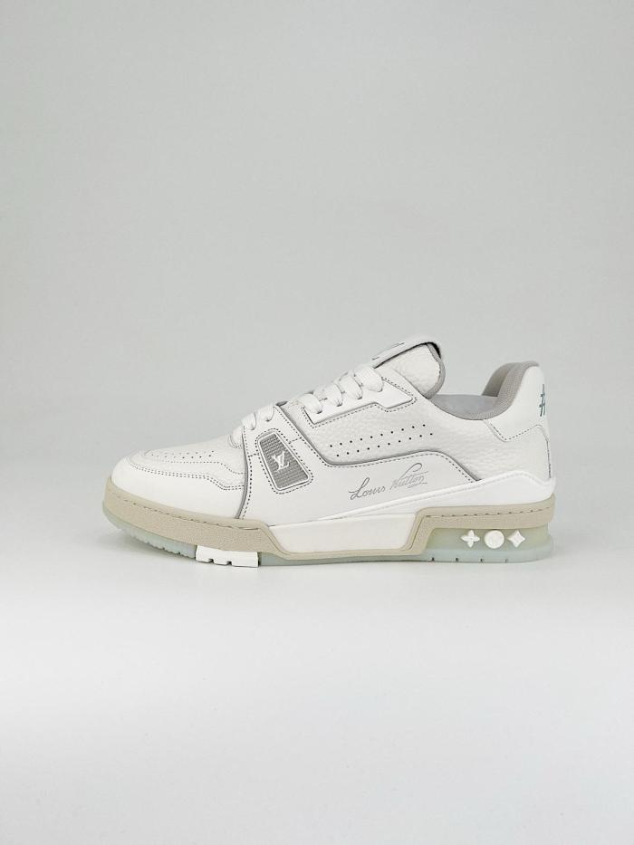 LOUIS VUITTON Trainer Sneakers White