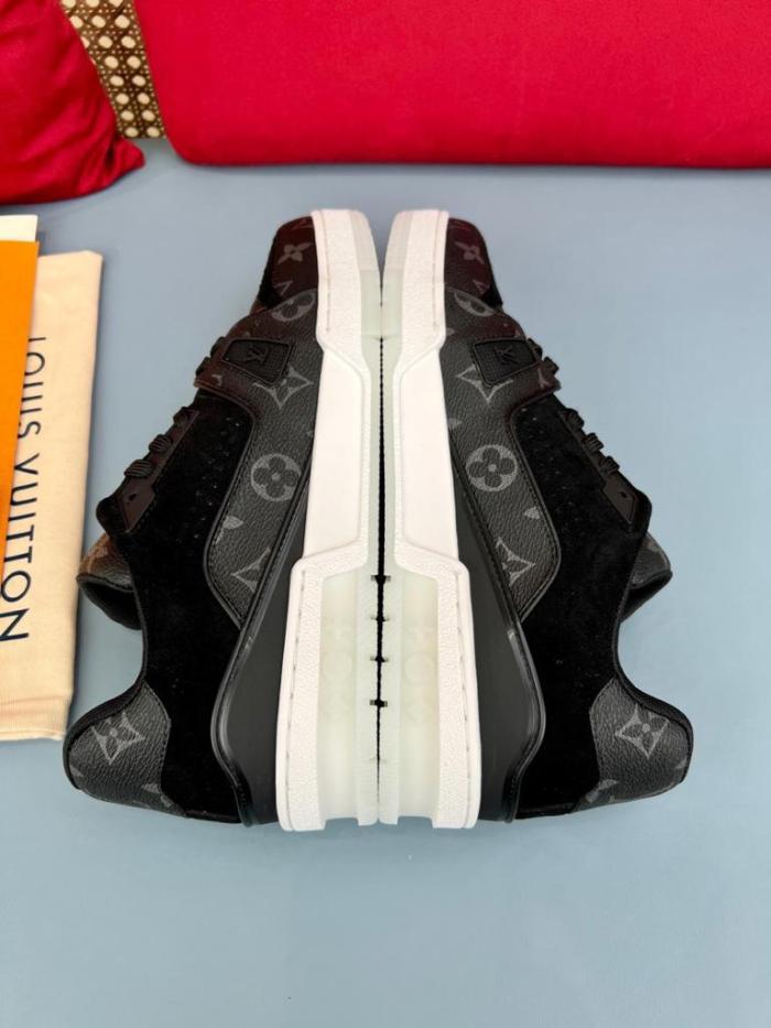 Louis Vuitton Trainer Black Monogram