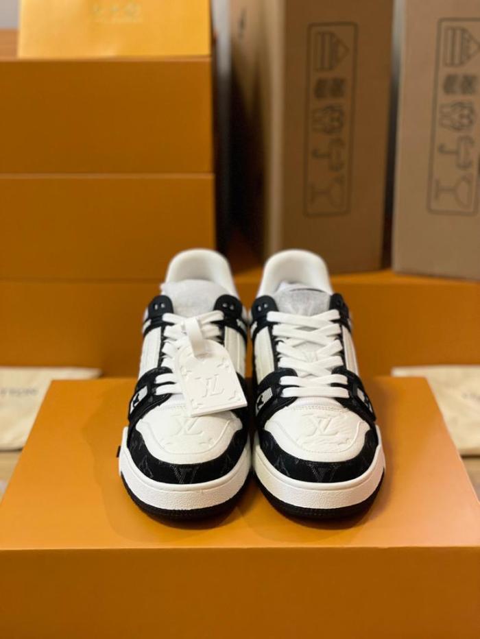 Louis Vuitton LV Trainer White Black