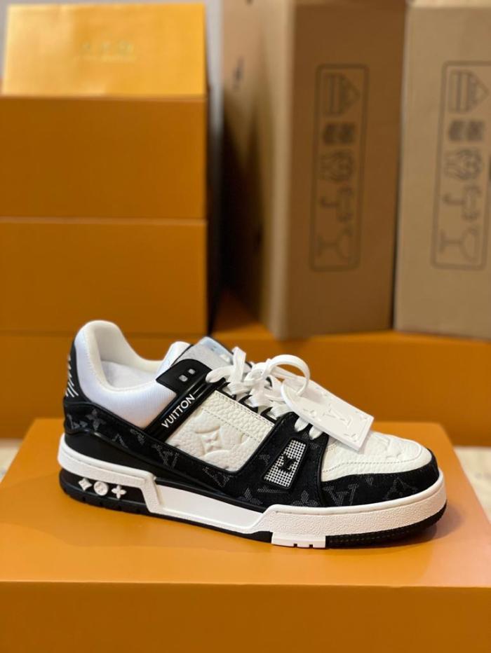 Louis Vuitton LV Trainer White Black