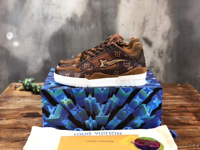 Louis Vuitton Trainer Ebene