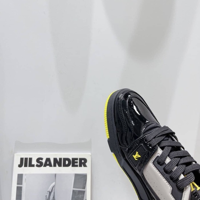 Louis Vuitton Trainer Black Yellow