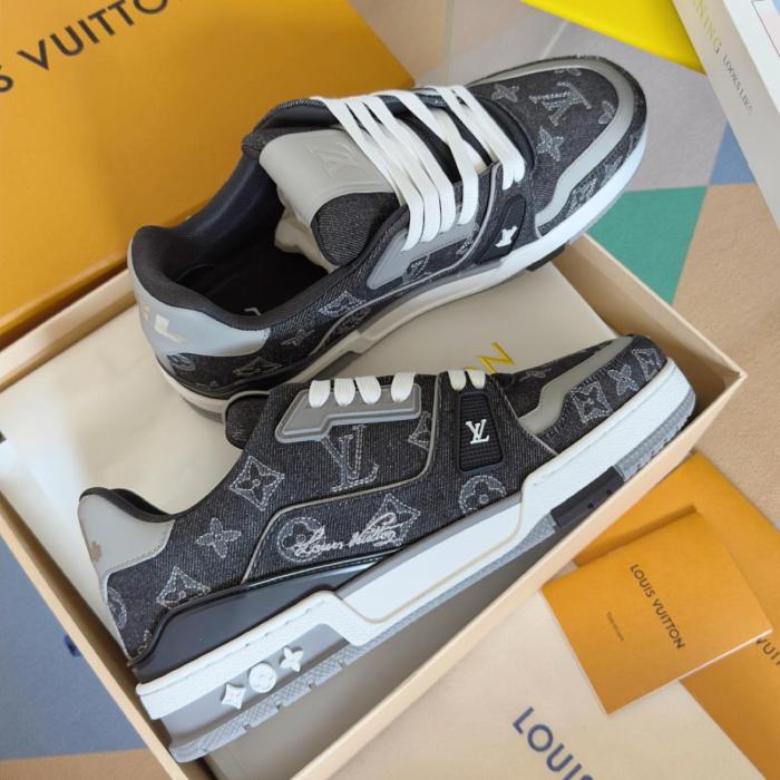 LOUIS VUITTON Trainer Low top Skateboard Shoes Black