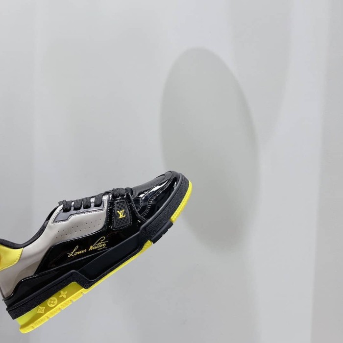 Louis Vuitton Trainer Black Yellow