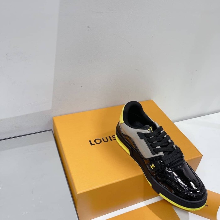 Louis Vuitton Trainer Black Yellow