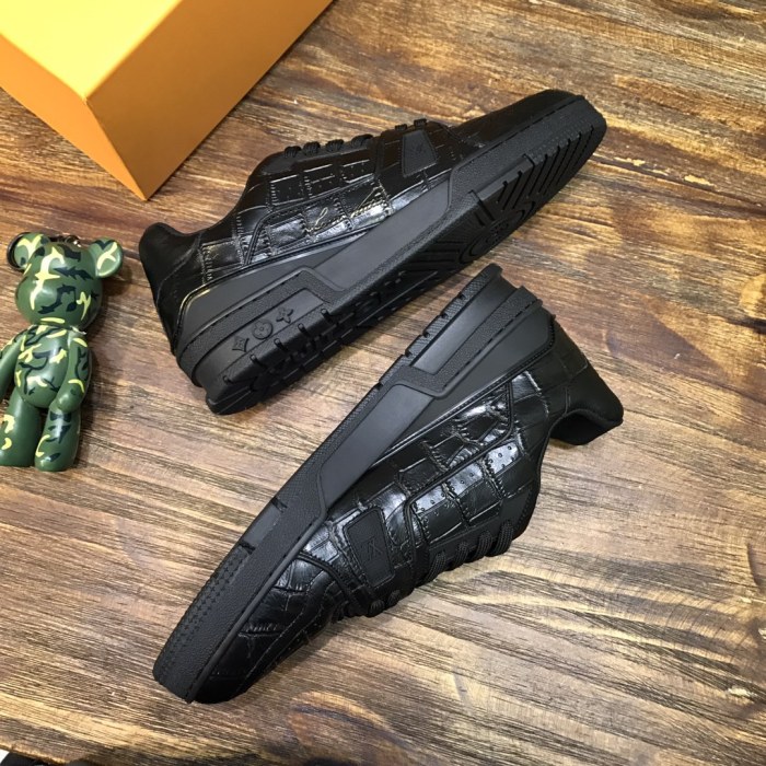 Louis Vuitton Trainer Crocodile leather black