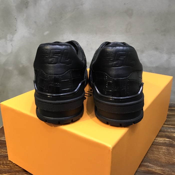 Louis Vuitton Trainer Crocodile leather black