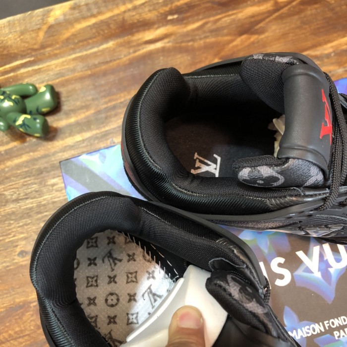 Louis Vuitton Trainer Eclipse