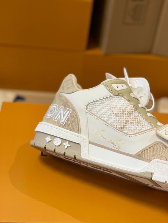 Louis Vuitton Trainer Beige White