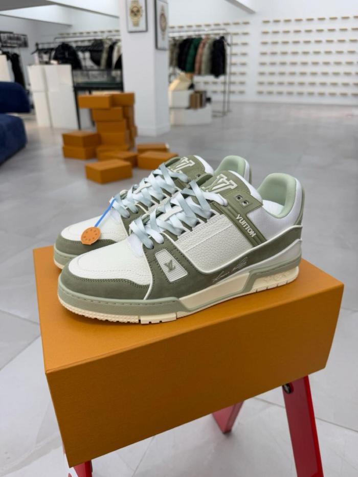LOUIS VUITTON Trainer Low-Top Skateboard Shoes Unisex Dark Green