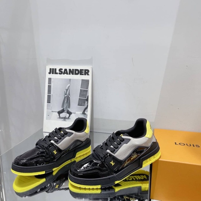 Louis Vuitton Trainer Black Yellow