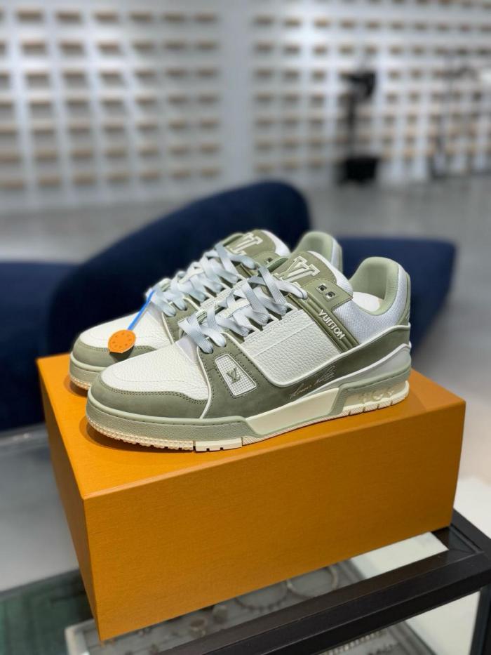 LOUIS VUITTON Trainer Low-Top Skateboard Shoes Unisex Dark Green