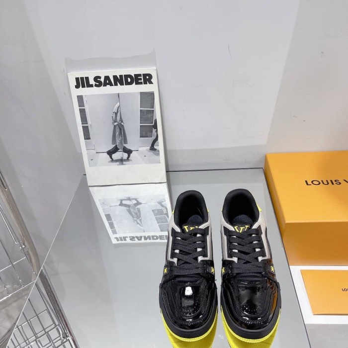 Louis Vuitton Trainer Black Yellow