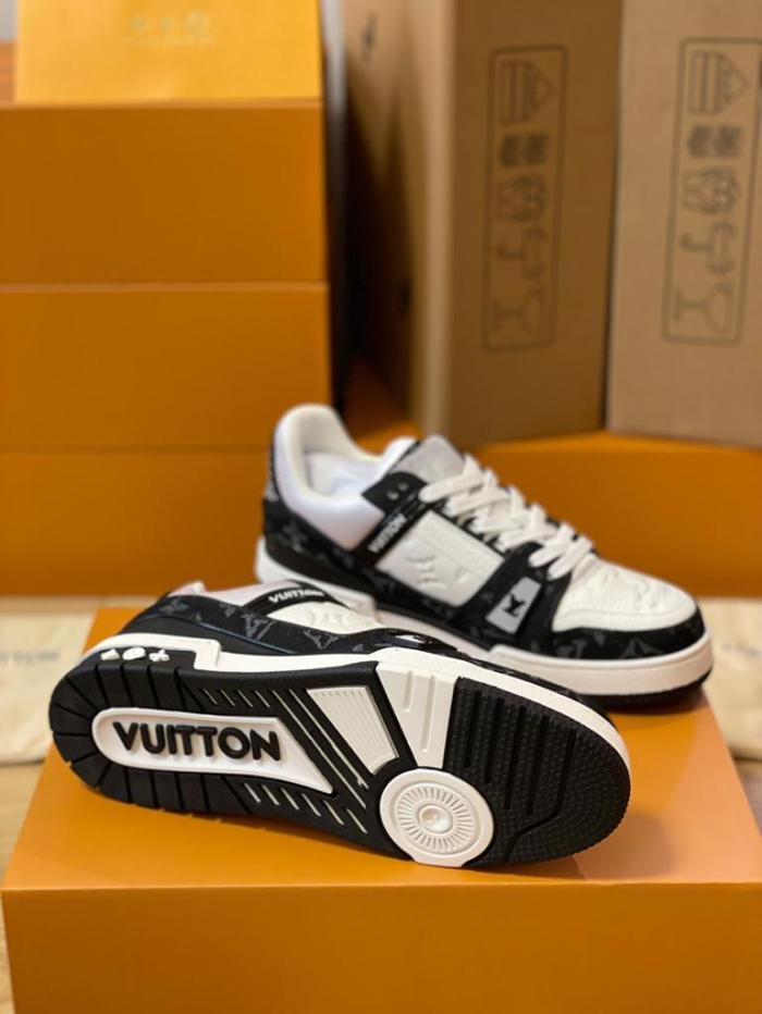 Louis Vuitton LV Trainer White Black
