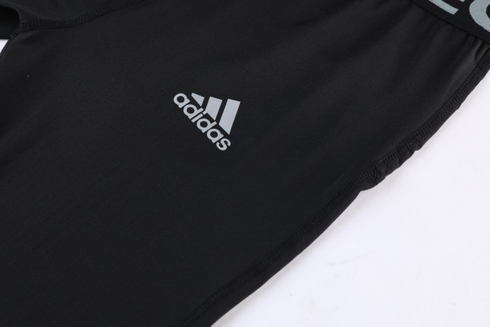 Sportswear adidas Y120