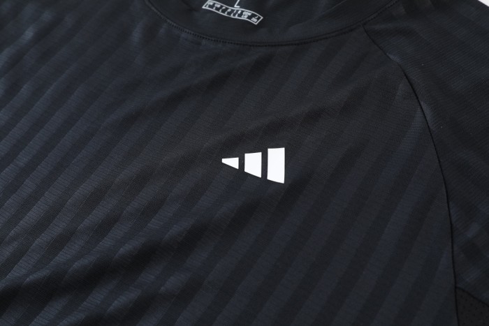 Sportswear adidas 1239