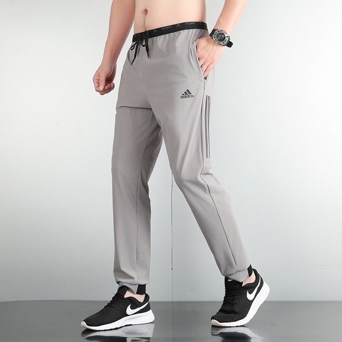 Sportswear adidas P60