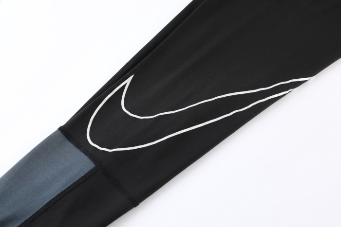 Sportswear adidas Y151