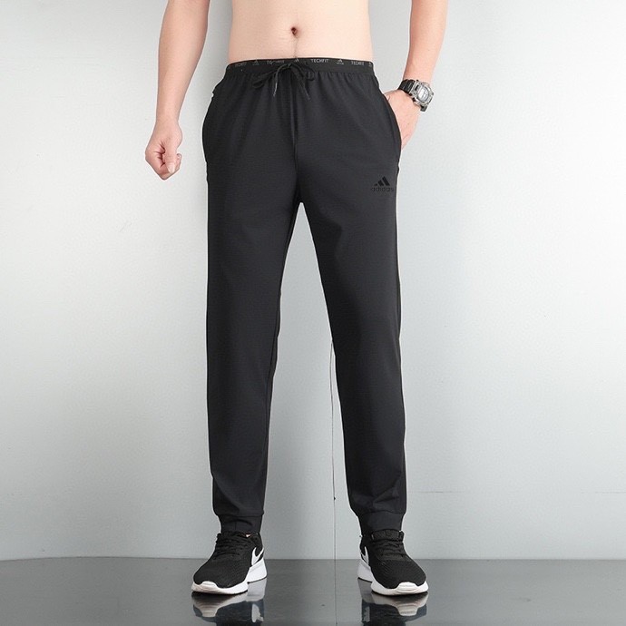 Sportswear adidas P60