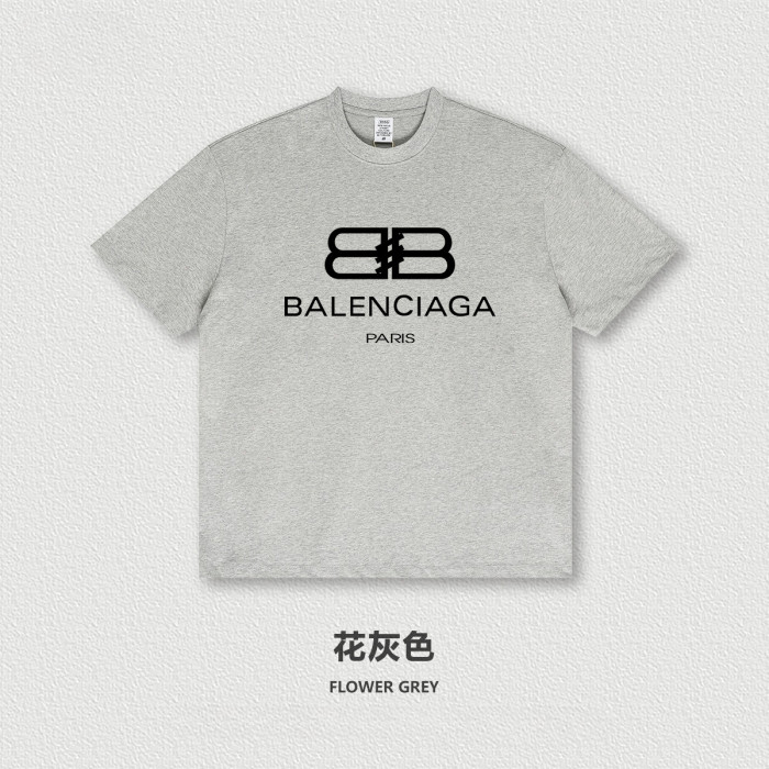 Oversized T-shirt and shorts set 20 colors Customized logo Balanciaga