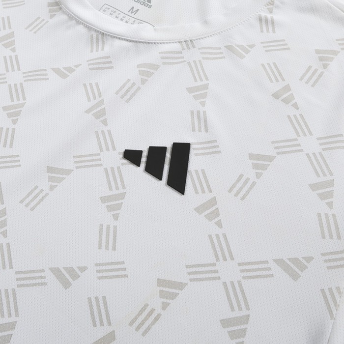 Sportswear adidas 7703