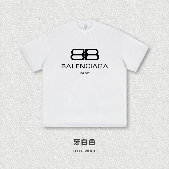 Oversized T-shirt and shorts set 20 colors Customized logo Balanciaga