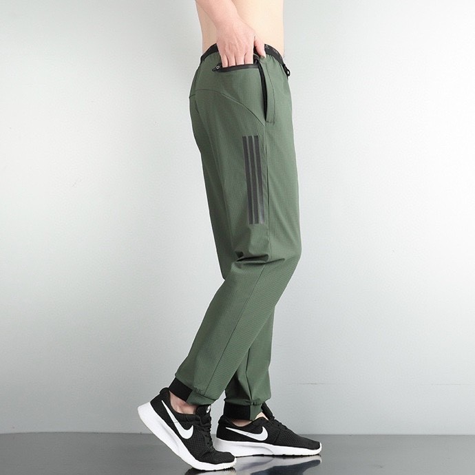 Sportswear adidas P60