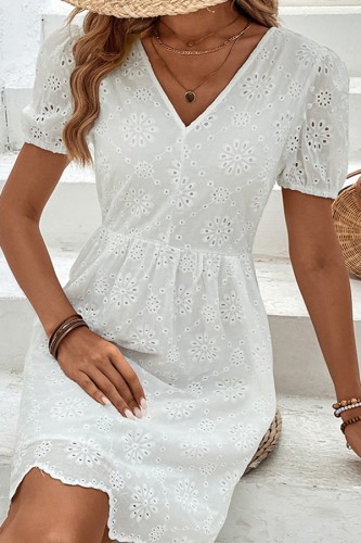 V neck Puff Sleeve Embrodery Dress