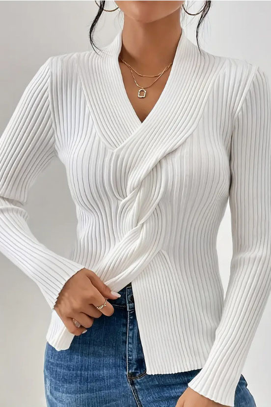 Solid Color Sim Fit Twist Sweater