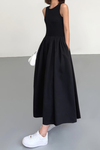 Round Neck Sleeveless Solid Color Dress