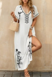 Embroidered Loose Short Sleeved Beach Dress