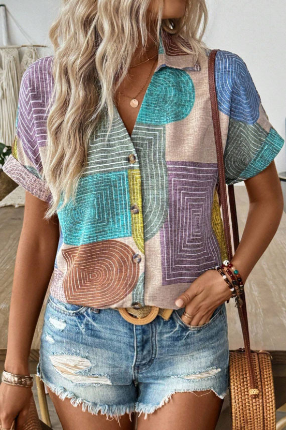 Geometric Pattern Printed Short Sleeved Shirt