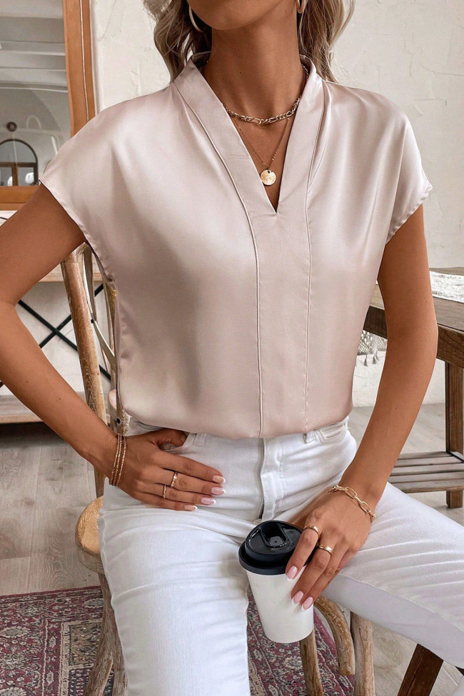 Solid Color V-Neck Short Sleeved Shirt