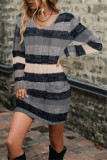 V-Neck Printed Long Sleeved Knitted Pocket Dress