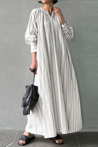 Large Size Striped Printed Round Neck Long Sleeved Dress