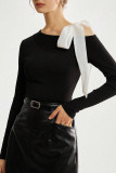 Solid Color Bow Long Sleeved T-shirt