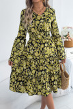Retro Flared Long Sleeve Waist Cinching Dress