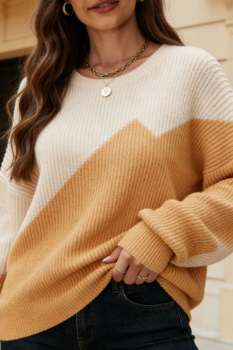 Round Neck Knitted Long Sleeved Sweater
