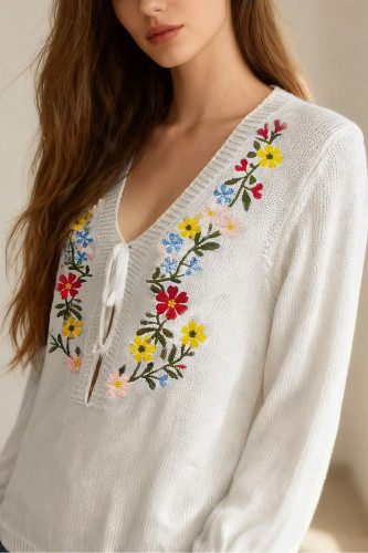 Vintage Floral Embroidery Long Sleeved Sweater