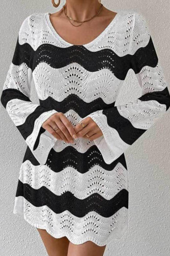 Striped Print V-neck Long Sleeved Beach Dress