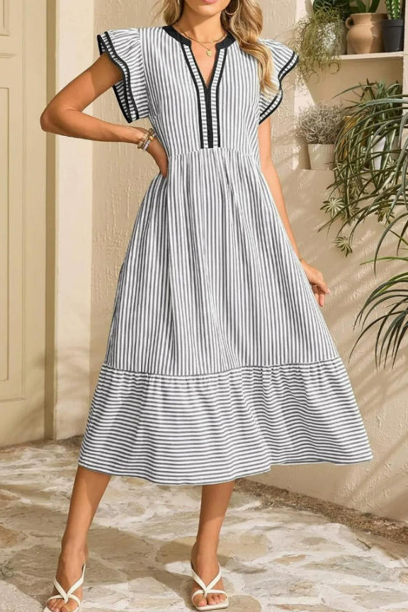 Striped Pleated V-neck Short Sleeved Dress