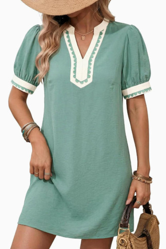 V-neck Lace Short Sleeved Straight Dress