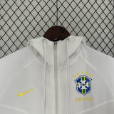 2004 Brazil White Windbreaker(连帽）