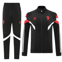 24/25  Man Utd  Black Jacket Tracksuit #06(袖带红白边）