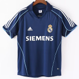 2005/2006 RMA Away Retro Soccer Jersey